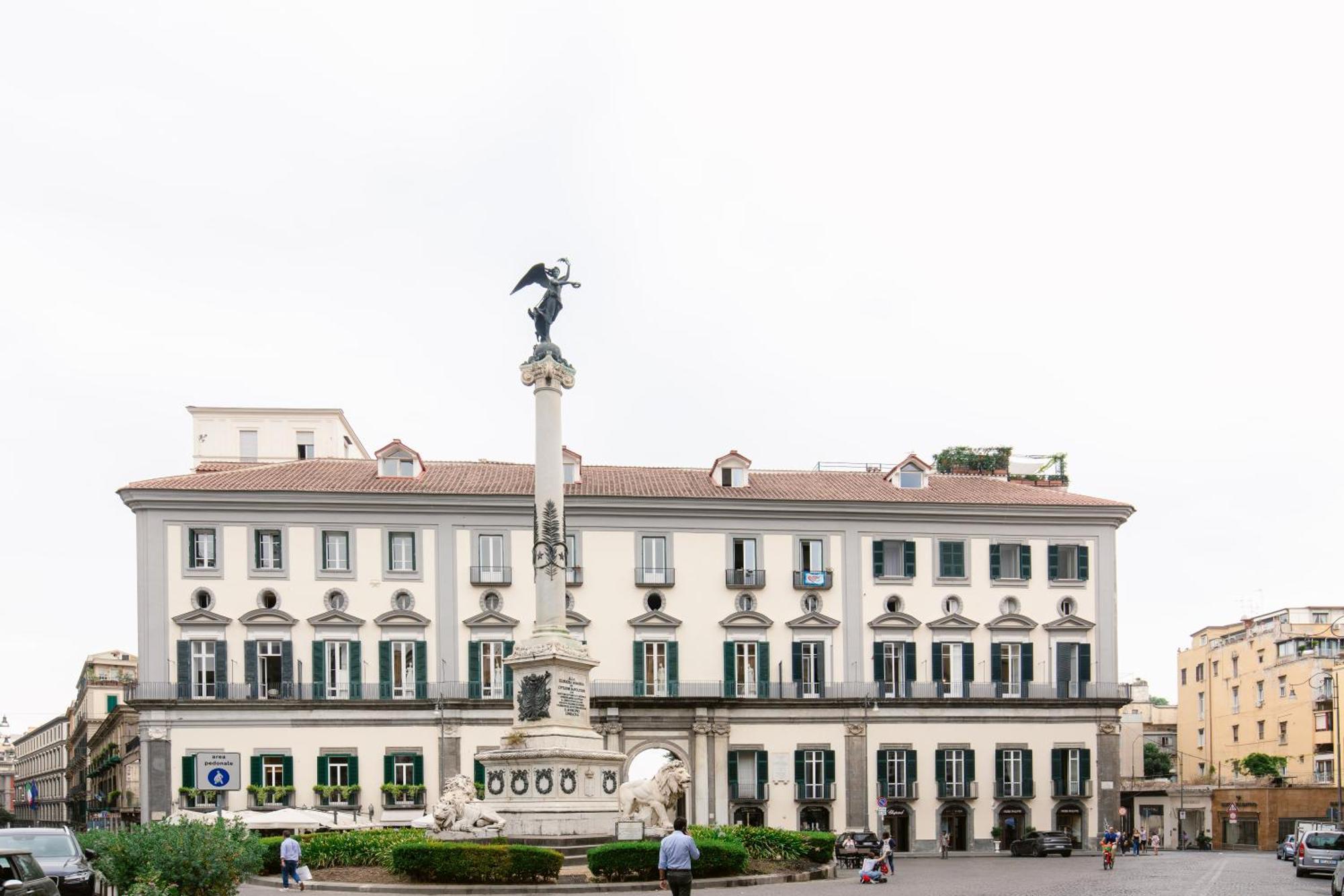 Calaba Chiaia Apartment Naples Exterior photo